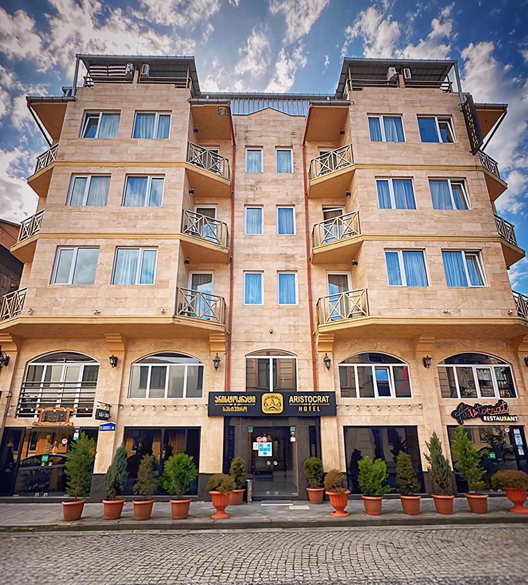 Hotel Aristocrat Батумі Екстер'єр фото